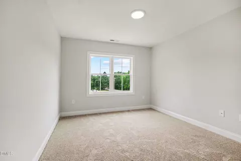 Bedroom - 6441 Elevation Rd, Benson, NC 27504 photo 8 of 9