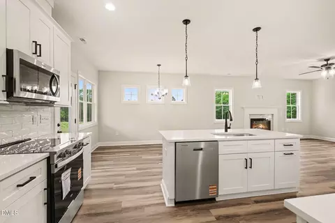 Kitchen - 6441 Elevation Rd, Benson, NC 27504 photo 2 of 2