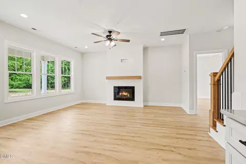 Living - 6425 Elevation Rd, Benson, NC 27504 photo 3 of 4