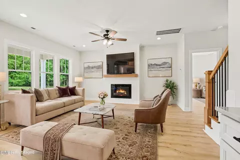Living - 6425 Elevation Rd, Benson, NC 27504 photo 4 of 4