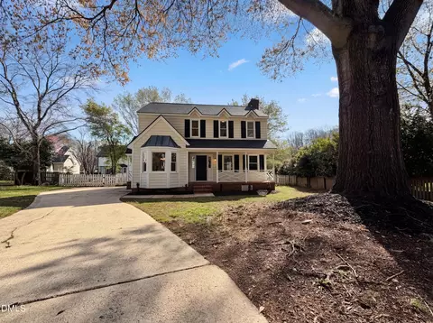 8612 Clovehitch Ct, Raleigh, NC 27615