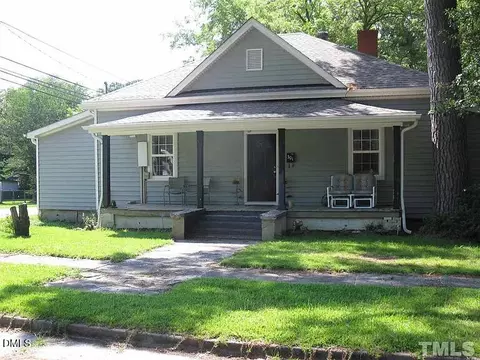 301 N Brevard St, Selma, NC 27576
