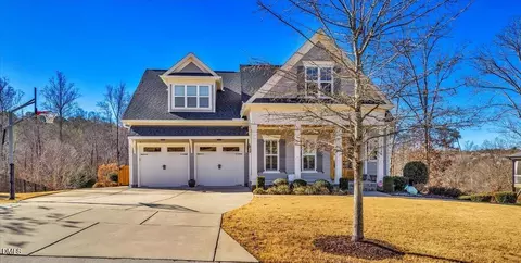 2244 Plowridge Rd, Fuquay Varina, NC 27526