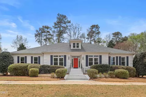 5013 Hanna Ln, Fuquay Varina, NC 27526