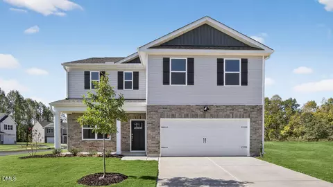 52 Esther Ct, Lillington, NC 27546