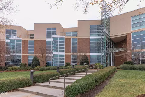 335 W Barbee Chapel Rd, Chapel Hill, NC 27517