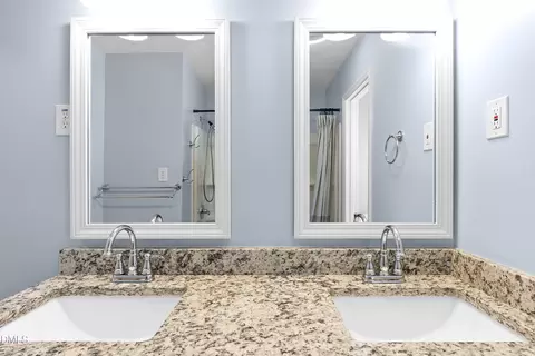 Bath - 261 E Lillington St, Angier, NC 27501 photo 5 of 7