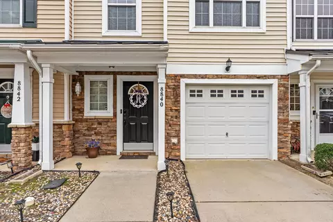 8840 Thornton Town Pl, Raleigh, NC 27616