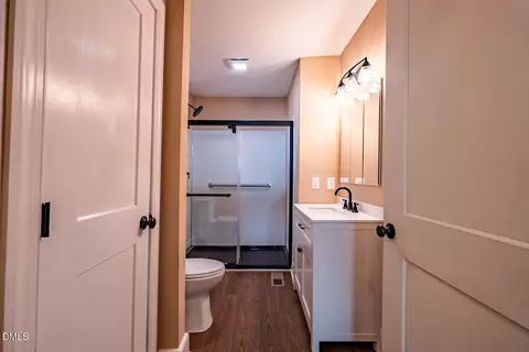 Bath - 705 Carr St, High Point, NC 27262 photo 1 of 2