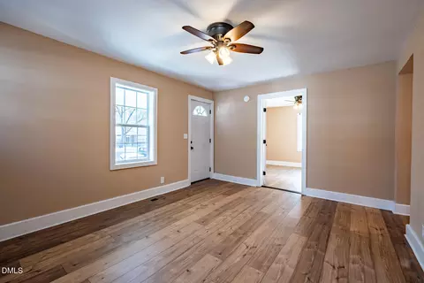 Living - 705 Carr St, High Point, NC 27262 photo 5 of 7