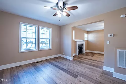 Living - 705 Carr St, High Point, NC 27262 photo 6 of 7