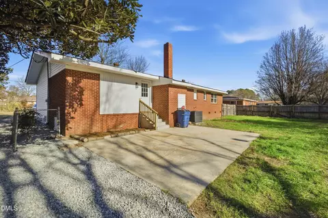 Exterior - 102 Sunset Ave, Smithfield, NC 27577 photo 1 of 2