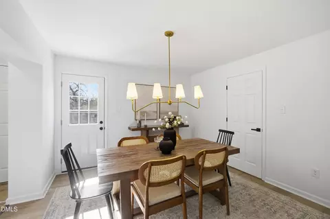 Dining - 102 Sunset Ave, Smithfield, NC 27577 photo 2 of 2