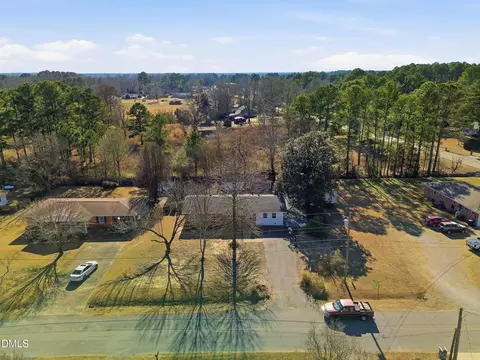 View/Area - 102 Sunset Ave, Smithfield, NC 27577 photo 2 of 5