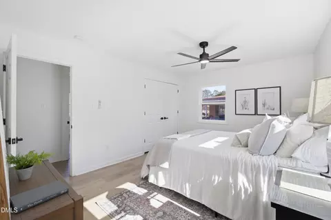 Bedroom - 102 Sunset Ave, Smithfield, NC 27577 photo 2 of 6