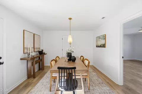 Dining - 102 Sunset Ave, Smithfield, NC 27577 photo 1 of 2