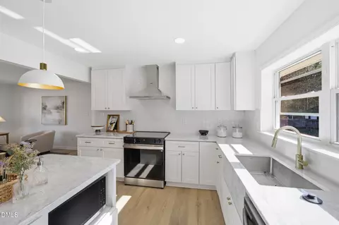 Kitchen - 102 Sunset Ave, Smithfield, NC 27577 photo 3 of 4