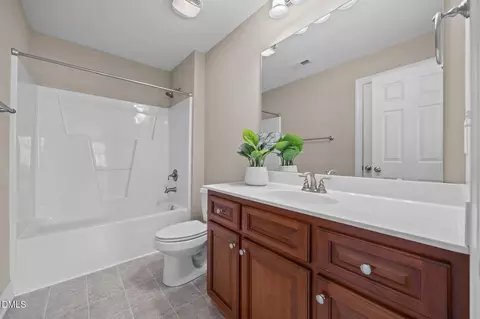 Bath - 16 Keystone Ct, Angier, NC 27501 photo 5 of 6