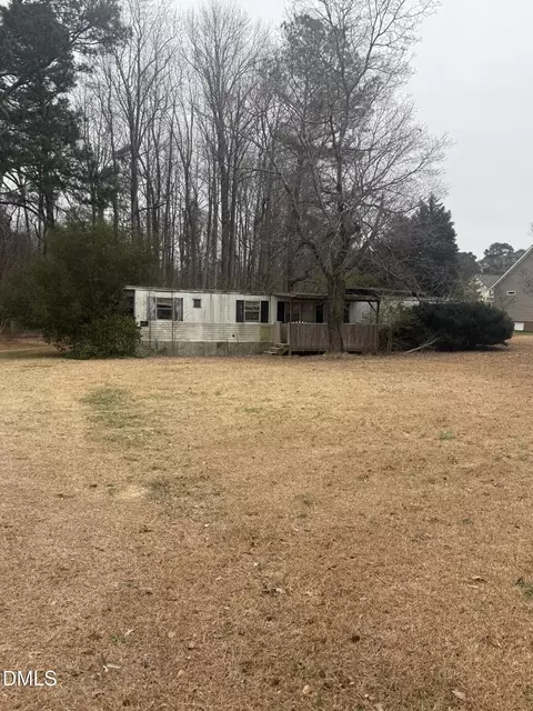1256 Atkins Rd, Fuquay Varina, NC 27526