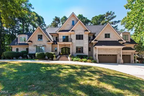302 Annandale Dr, Cary, NC 27511