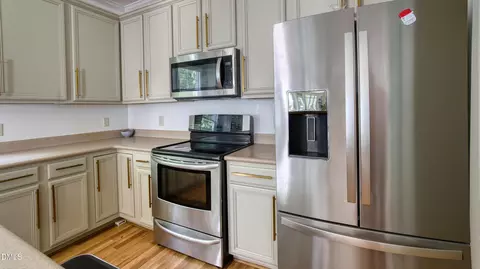 Kitchen - 7 Monteith Ct, Durham, NC 27713 photo 2 of 3