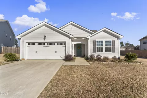 1009 Morgan Point Ct, Fuquay Varina, NC 27526