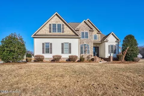 1030 Red Oak Hills Rd, Nashville, NC 27856