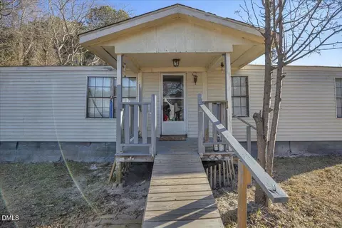 8901 Coats Rd, Linden, NC 28356
