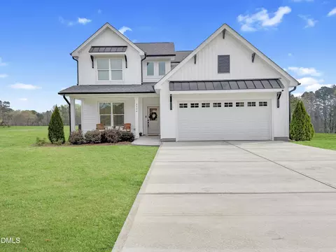 3936 Kemet Dr, Zebulon, NC 27597