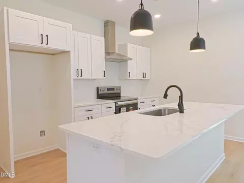 Kitchen - 3265 Sims Bridge Rd, Kittrell, NC 27544 photo 2 of 3