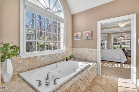 Bath - 2545 Bittersweet Dr, Durham, NC 27705 photo 5 of 9