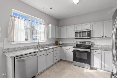 Kitchen - 400 New Timber Path, Apex, NC 27502 photo 1 of 4