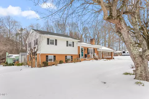 2659 Hamilton Rd, Burlington, NC 27217