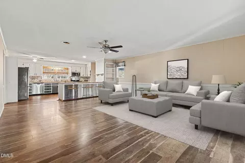 Living - 210 E Holt St, Smithfield, NC 27577 photo 2 of 4