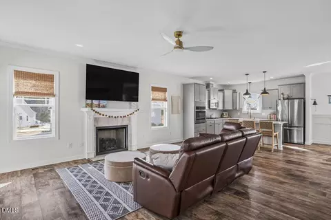 Living - 68 Bodacious Ln, Benson, NC 27504 photo 1 of 2