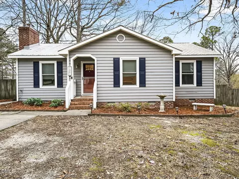 1301 E Pointe, Sanford, NC 27332