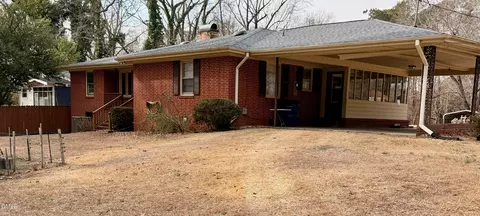 Exterior - 102 Hillcrest Dr, Smithfield, NC 27577 photo 2 of 4