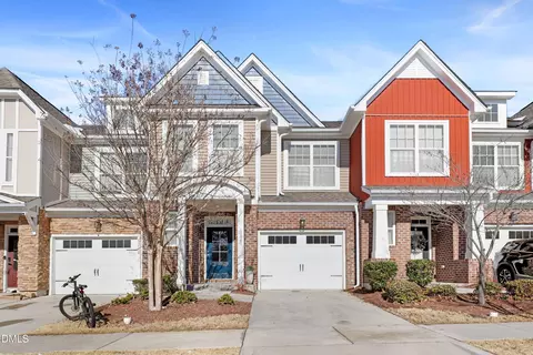 4226 Vallonia Dr, Cary, NC 27519