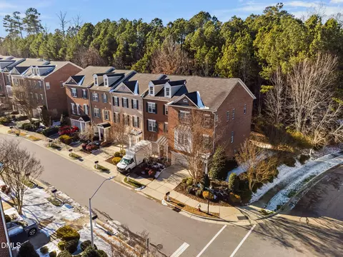 View/Area - 371 Bridgegate Dr, Cary, NC 27519 photo 1 of 6
