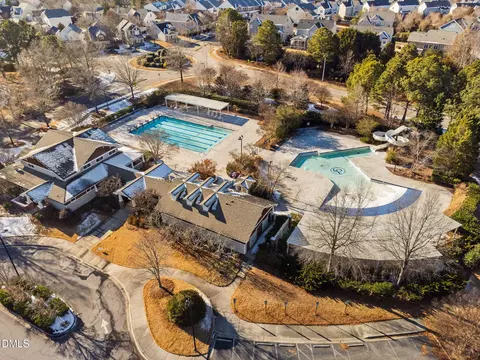 Exterior - 371 Bridgegate Dr, Cary, NC 27519 photo 7 of 13