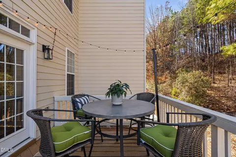 Exterior - 371 Bridgegate Dr, Cary, NC 27519 photo 5 of 13