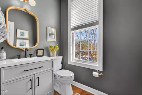 Bath - 371 Bridgegate Dr, Cary, NC 27519 photo 1 of 8