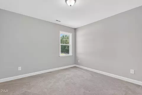 Bedroom - 414 Fallingbrook Dr, Kenly, NC 27542 photo 6 of 6