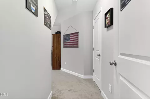 Entry Way - 414 Fallingbrook Dr, Kenly, NC 27542 photo 4 of 5