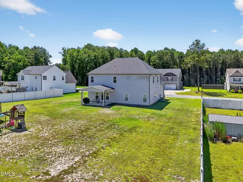 Exterior - 414 Fallingbrook Dr, Kenly, NC 27542 photo 7 of 11