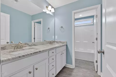 Bath - 414 Fallingbrook Dr, Kenly, NC 27542 photo 4 of 4