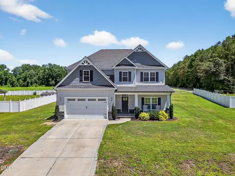 Exterior - 414 Fallingbrook Dr, Kenly, NC 27542 photo 10 of 11