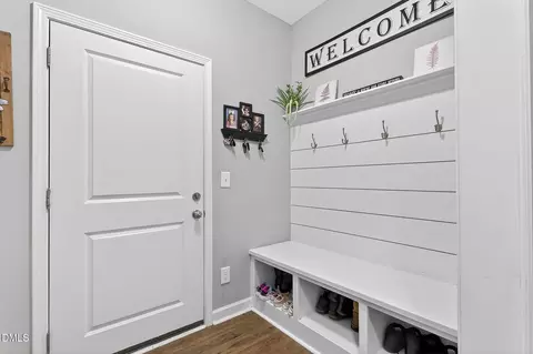 Entry Way - 414 Fallingbrook Dr, Kenly, NC 27542 photo 5 of 5