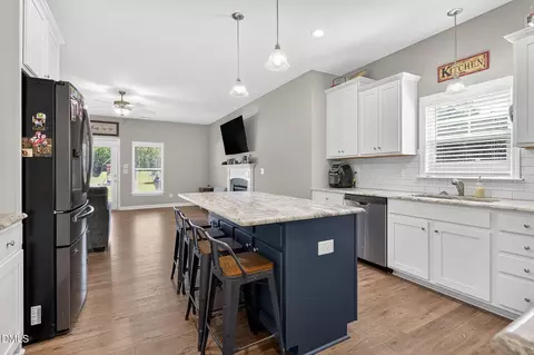 Kitchen - 414 Fallingbrook Dr, Kenly, NC 27542 photo 1 of 4