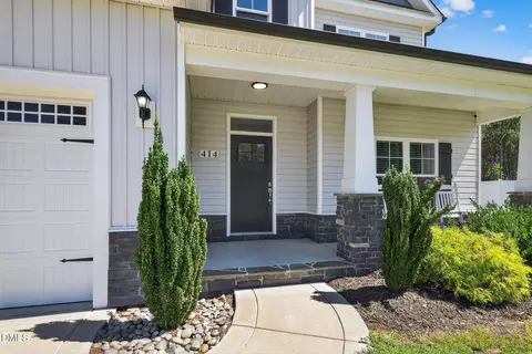 Exterior - 414 Fallingbrook Dr, Kenly, NC 27542 photo 4 of 11